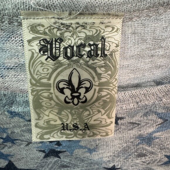 Vocal Size 3X Star-Patterned Gray & Blue Top With Sheer Lace Sleeves - Picture 6 of 6